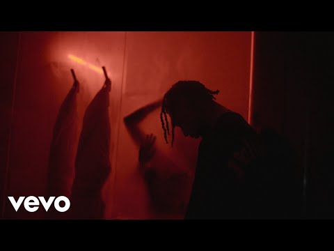 SAHXL - KIAEESHA (Lyric Video)