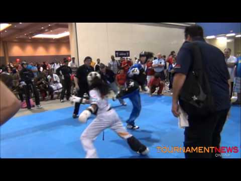 Melanie Ortiz vs Robyn Lebuffe at Gator Nationals 2012