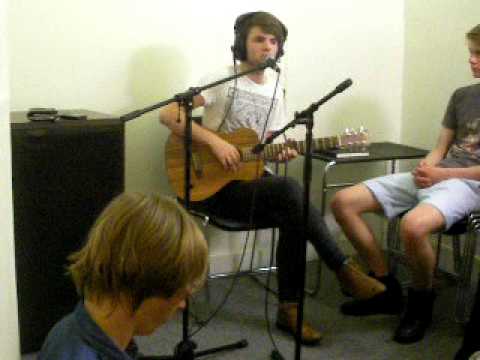 The Wild Mercury Sound 'Miss Frost' - Planet Claire live session for Aligre FM 93.1 (21-07-2010)