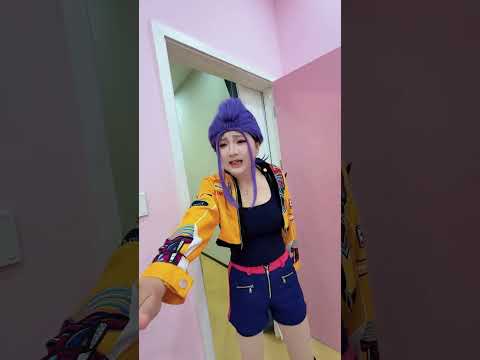 #Rumi inwonderland#QueenOfHearts#kpopdemonhunters