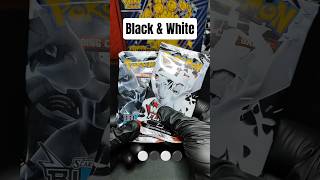 Mini tin Black & White. 鈿毆 #pokemontcg #unboxing#hits
