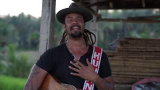 Michael Franti &amp; Spearhead | This World Is So F*cked Up (But I Ain’t Never Giving Up On It)