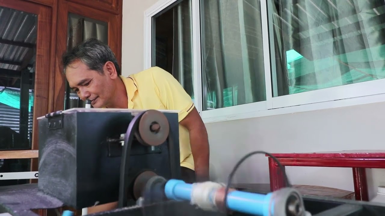 การแปรรูปผลิตภัณฑ์จากใยไหมเหลือใช้ผสมเส้นใยฟางข้าวฯ