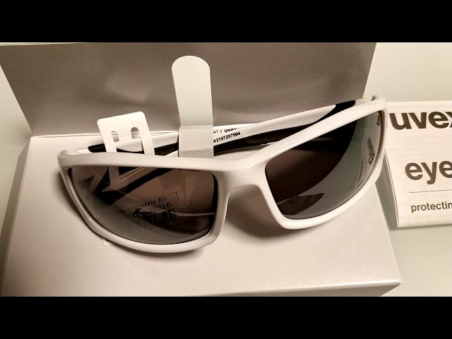 Vídeo relacionado con uvex sportstyle 114, gafas outdoor unisex, de espejo, incl. lentes intercambiables con filtros de categoría 0, 1 y 3, black matt/silver, one size
