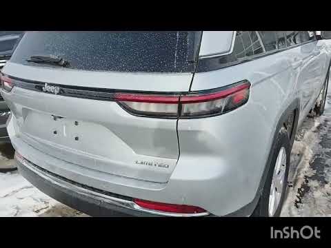 2022 Jeep Grand Cherokee Limited 4x4 in Silver for sale at Finch Chrysler Dodge Jeep Ram Ltd in London, ON