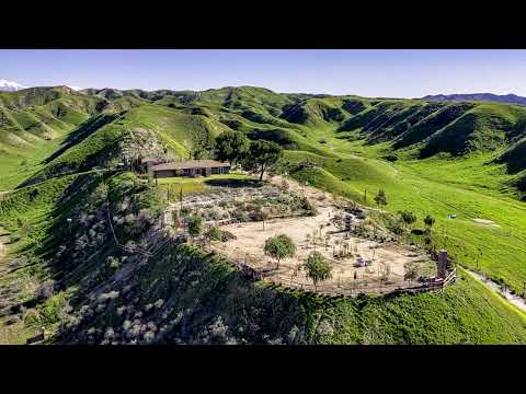 Elliott Photo and Video video.