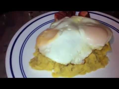 Como hacer Mangu, How to make dominican style mangu, Smashed Plantains. Delicious breakfast