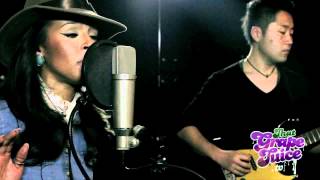 [PCDWorld.co.uk] Melody Thornton - Smoking Gun (The Splash - March 2012)