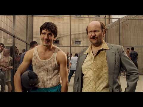 Yo no ilegal, yo español - Torrente 4