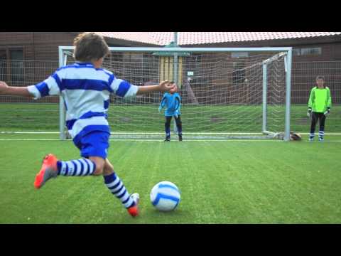 BVCB E4 - Oliveo E3 oefenwedstrijd voetbal -- 3-4