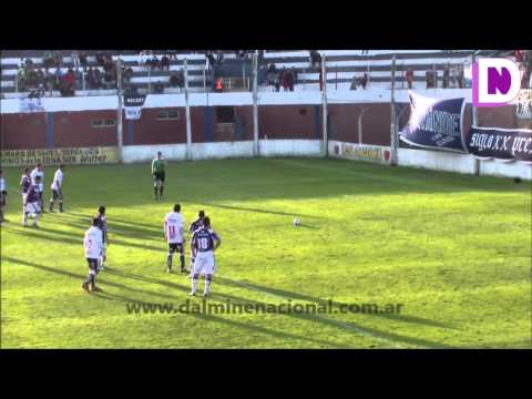 Tristan suarez (1) - Villa Dálmine (1)