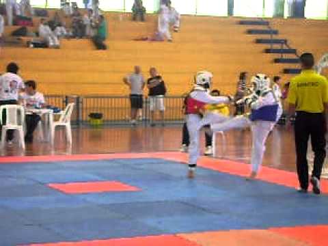 Victor Siena campeonato taekwondo Vargem Grande do Sul 2010
