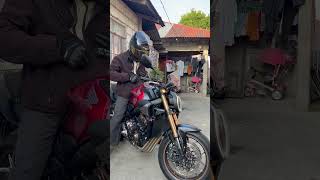 Download lagu My daily commuter is this 2024 Honda Cb650r #cb650r #motorcycle #bikelife #bike #shorts #fyp #vlog mp3