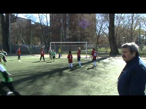 Mecz UKS BRÓDNO - GWARDIA 2004 film 5/36