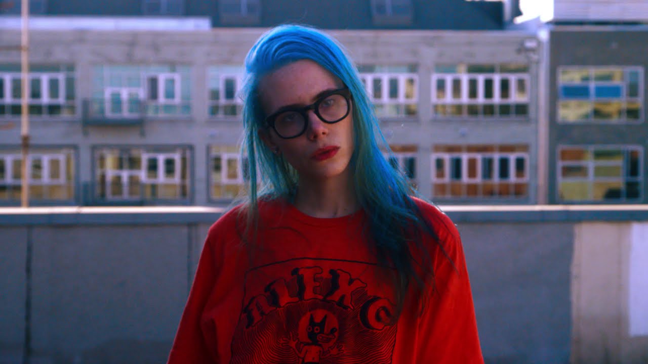 Tv Girl mit dem Titel 'Blue Hair' / Video ((jetzt ansehen)) mit dem Titel 'Blue Hair' / Video ((jetzt ansehen))