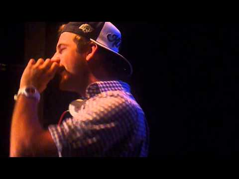 EES feat. T-ZON & LIONT - 10 Backz - Kulturbunker Köln