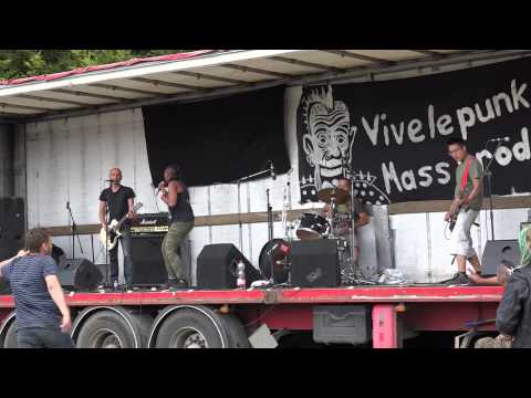 DIRTY FOREIGN CONCEPT - Live à Vive Le Punk 2014