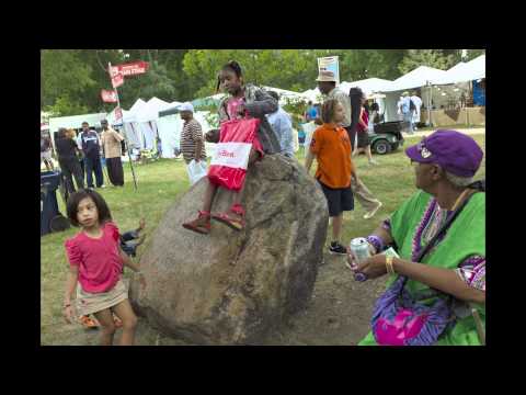 download lagu mp3 mp4 Leica Camera Chicago, download lagu Leica Camera Chicago gratis, unduh video klip Leica Camera Chicago