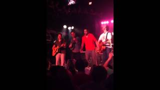 Guster (live) - "Jesus On The Radio (Daddy On The Phone)" 5
