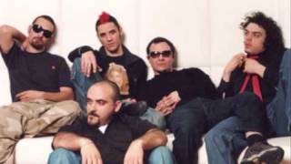 Linea 77 - Alienation is the new form of zen