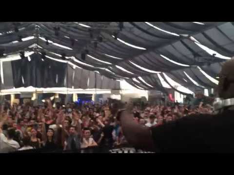 Carl Cox @ The Mission 1st of May 2014 playing "Dorroo - Inner Voices"