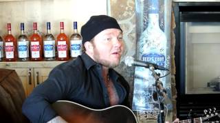 Stoney LaRue sings Oklahoma Breakdown at MusicFest 2017