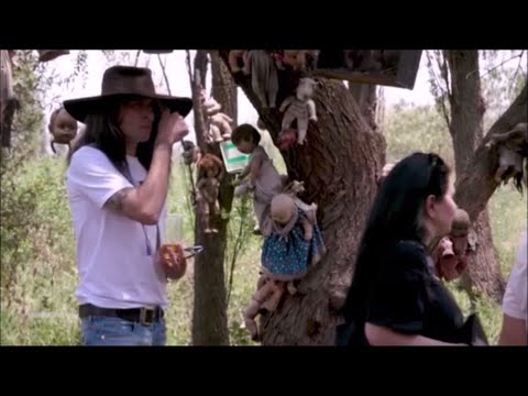 Alaska y Mario - En la Isla de las Muñecas