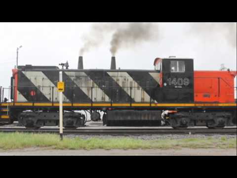 GMD GMD1 action Canadian National CN Rail Sarcee yard Calgary Alberta - 5/16/2015