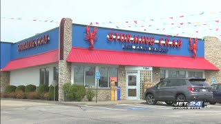 Storming Crab opens for business on upper Peach Street