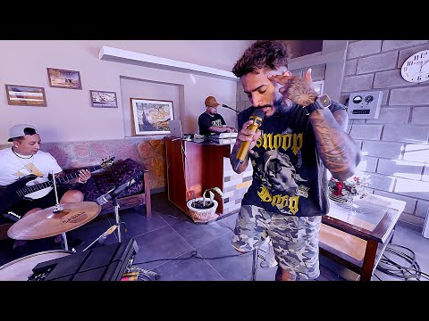 Te extraño, te olvido  / Lo intentamos  - 18 kilates #random #desk