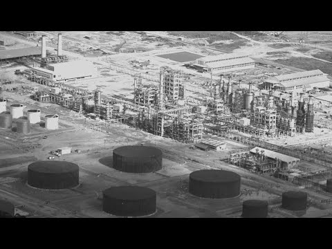 Governo Café Filho — PETROBRÁS: Inauguração da Refinaria Artur Bernardes — São Paulo (1955). 🇧🇷