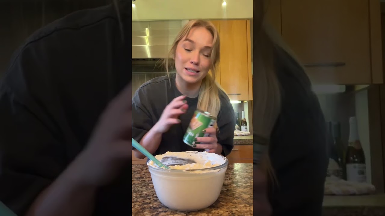 EASY ARTICHOKE DIP #easyrecipes #cooking #dip