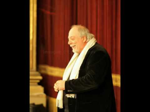 Bari - Ottavia Piccolo racconta Anna Politkovskaja