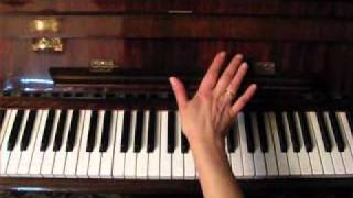 Смотреть онлайн Фортепиано для начинающих: упражнения для рук