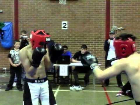 Benny - fight1 Light continuos UniCombatLeague 24/3/2012