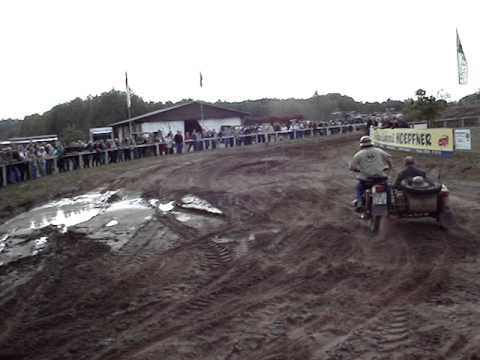 Dnepr Gespann stellt sich auf!!! Militärmotorradtreffen Dolle.