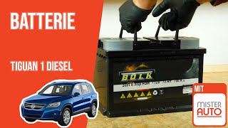 Youtube thumbnail of video "Batterie wechseln Tiguan 1 2.0 TDI 🔋"