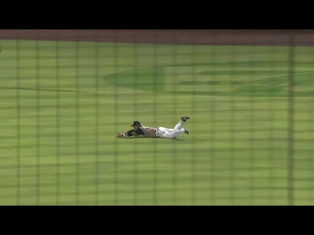 【2回裏】ファイターズ外野陣が好守連発!!今度は近藤が魅せた!! 2016/9/3 Bs-F