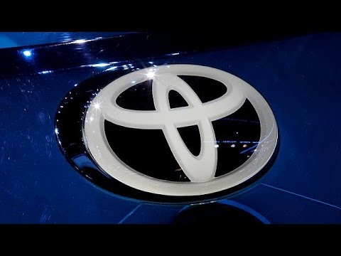 ترامب يهدد تويوتا بفرض رسوم مرتفعة في حال تصنيع كورولا في المكسيك corporate