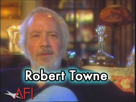 Thumbnail of the video: Writer Robert Towne on REAR WINDOW