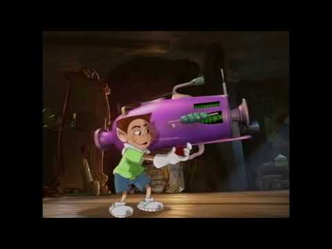 Commercial for E. L.  Fudge Sandwich cookies "Blaster" :30