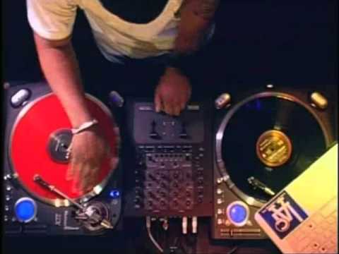 Dj Kraze at Astro AVL's Across The Fader DJ Battle Los Angeles LA/ Rane