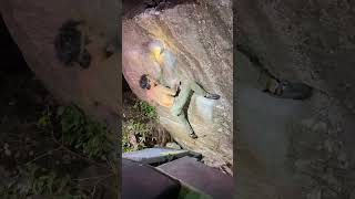 Video thumbnail of Engole o choro, V10. Cocalzinho de Goiás