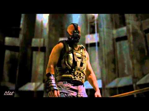 Il Cavaliere Oscuro Il Ritorno - Scontro tra Bane e Batman