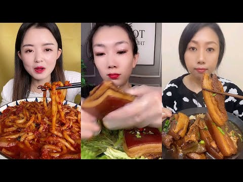 Ramen Noodles Soup with Fried Tofu and Vegetables...