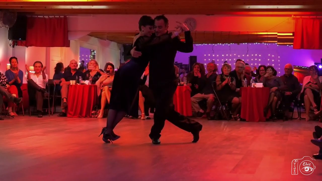 Video thumbnail for Valse à  Martigues avec Bárbara Ferreyra & Agustín Agnez / Temo  de Orquesta Typica Victor.