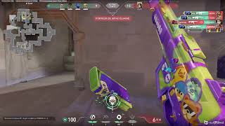 Spotlight Clip