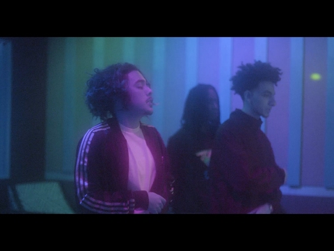 iON LIL GUT - Walk Thru ft. Yung Simmie & Giant Joe (Official Music Video)