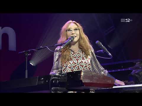 Tori Amos Live - Baloise Session 2015  - 4K 60FPS Upscale