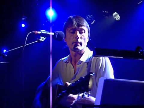 Brett Anderson and Emmanuelle Seigner - Simple Words (Live @ Paris, Oct 2008)